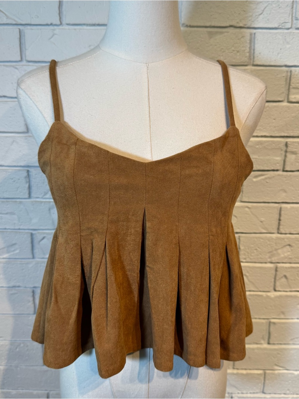 Klesis Faux Suede Pleated Camisole Top Women's M NWT